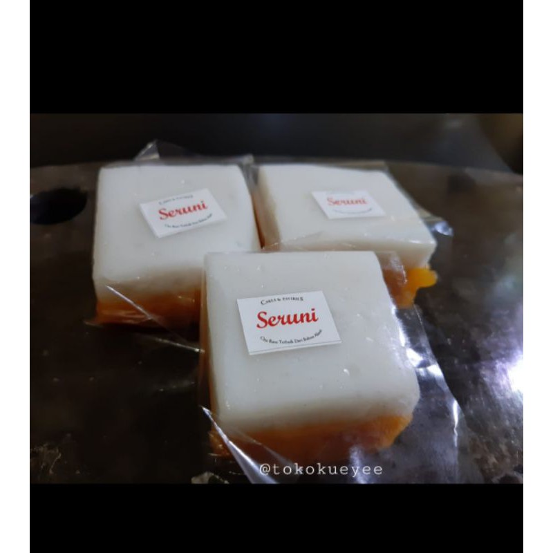 

KUE TALAM UBI KUE BASAH SNACK BOX