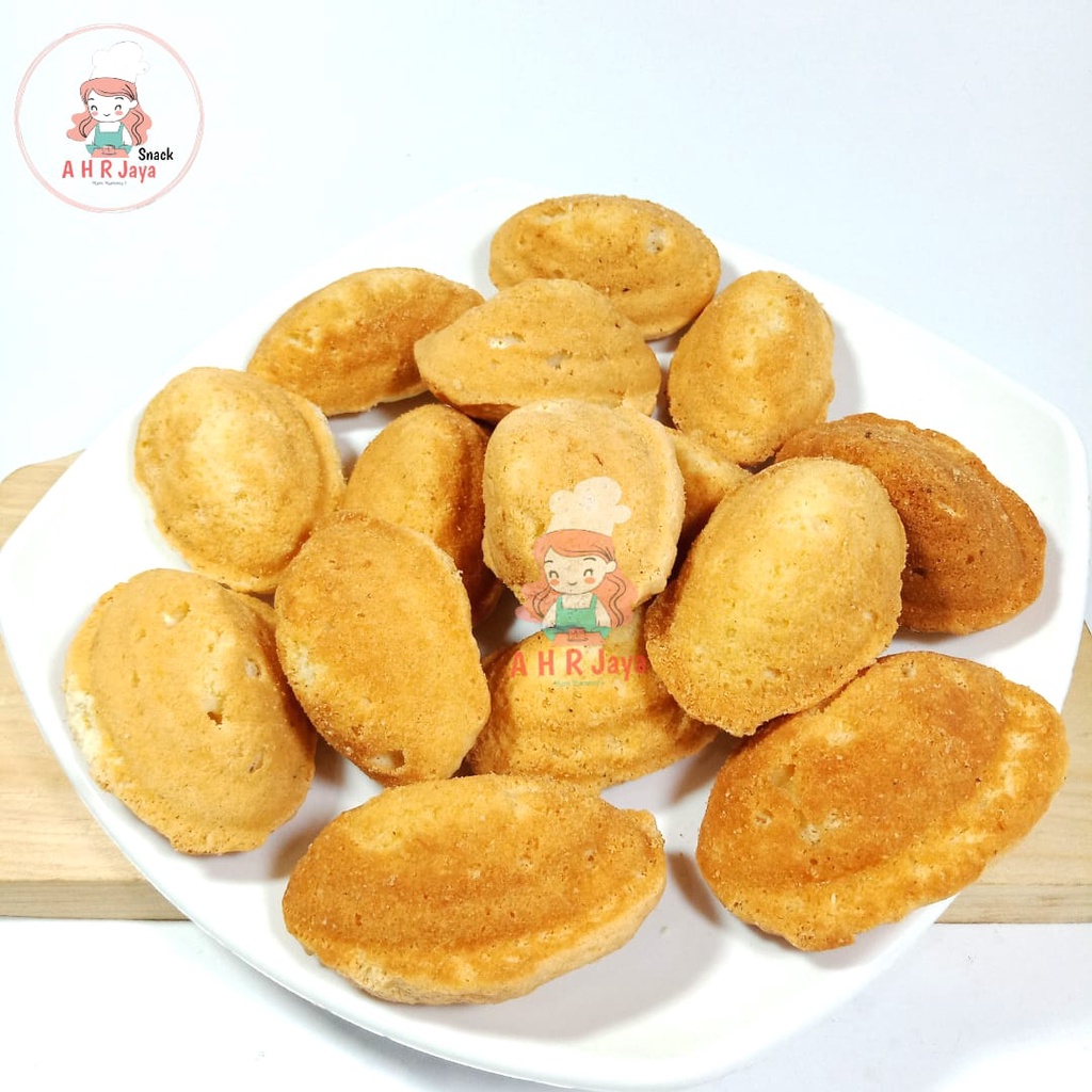 

BOLU CUBIT 250 GR / KUE CUBIT / Bolu KAMPUNG / KUE JADUL