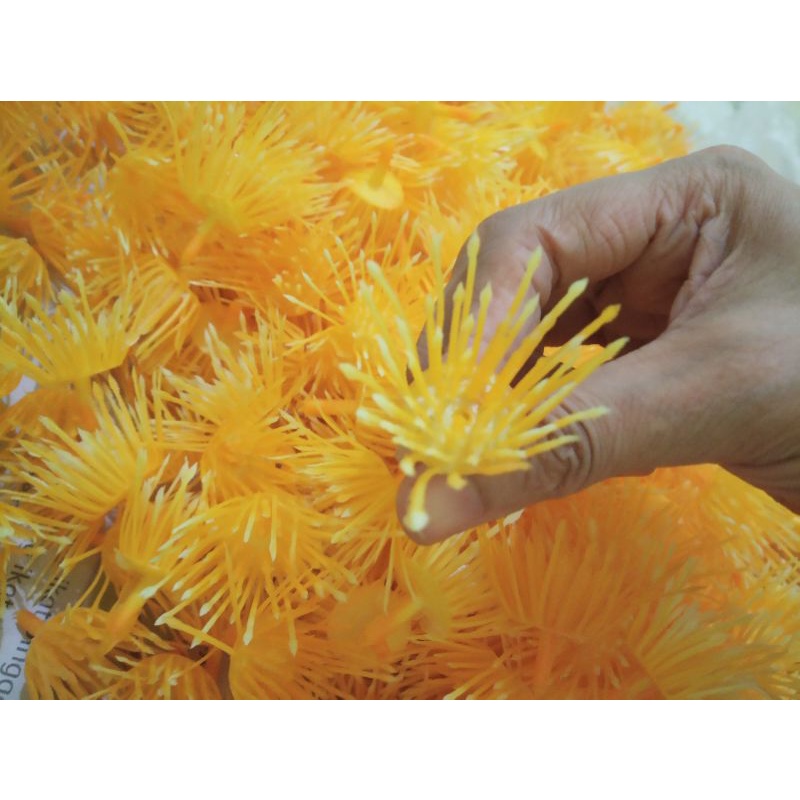 Grosir putik plastik/putik duri/putik bunga cantik/putik sari Murah model duri kuning dan merah.