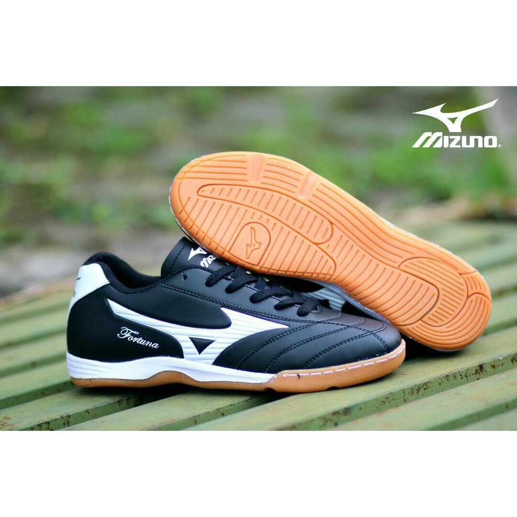 mizuno made in vietnam