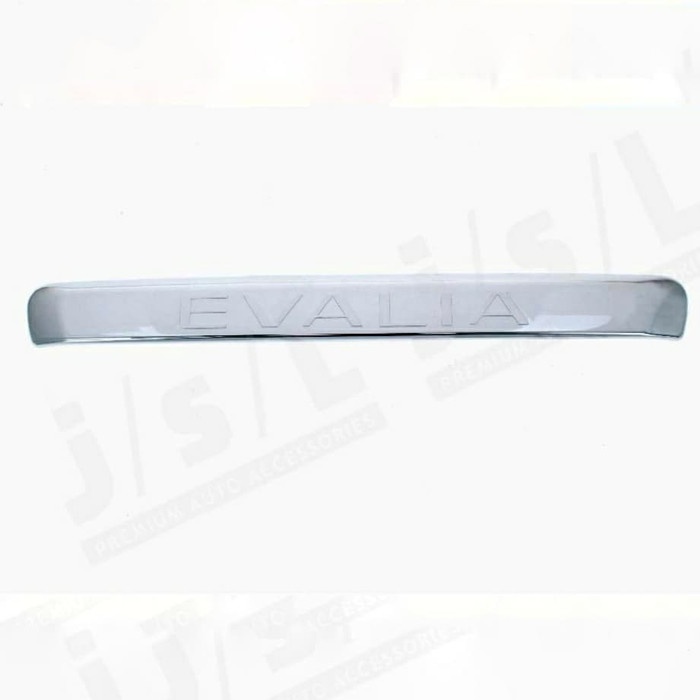 evalia cover finisher pintu bagasi chrome trunk lid nissan aksesoris 22