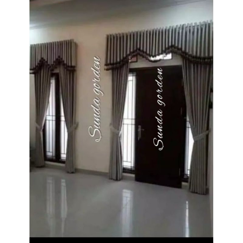 Gorden poni pintu tengah