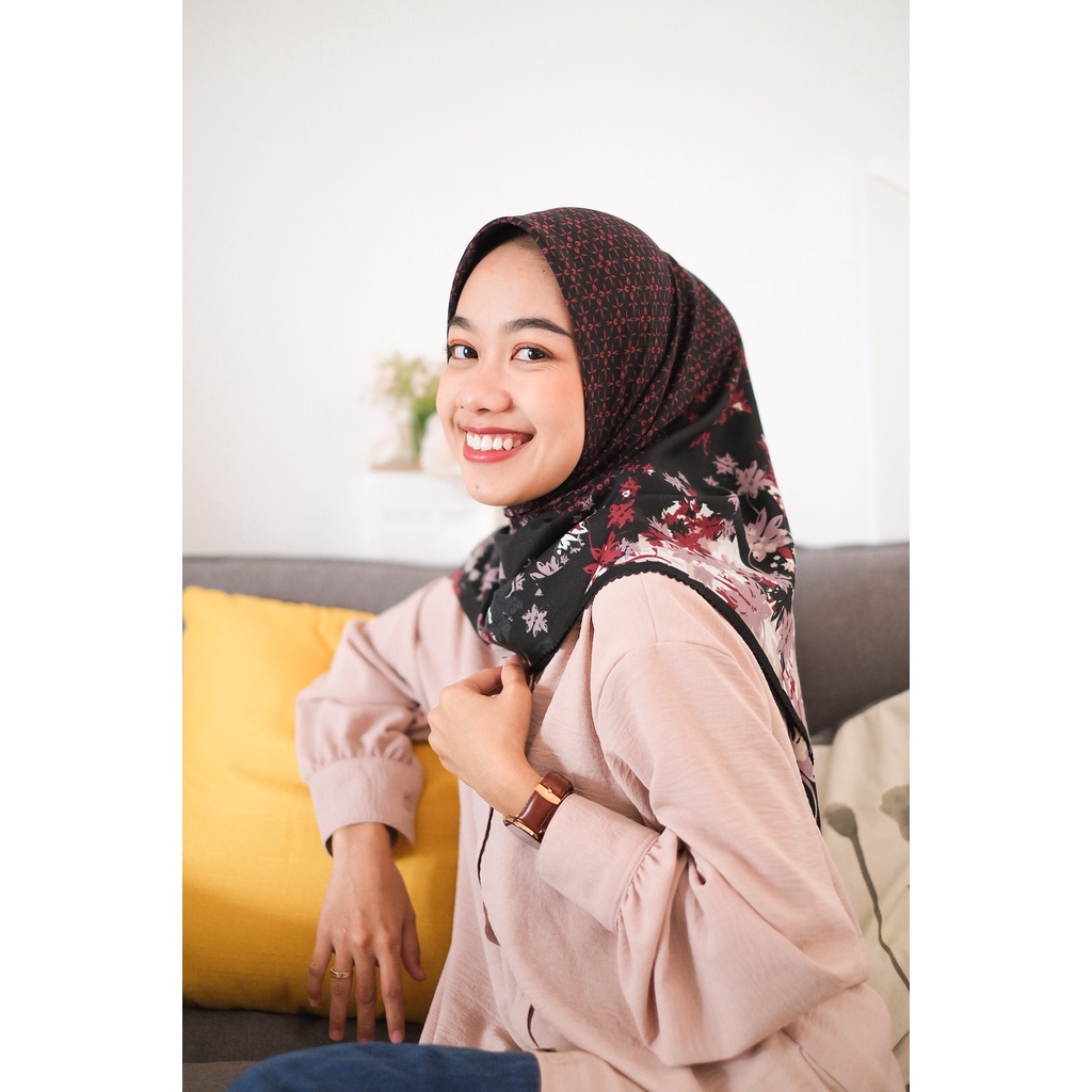 Hprojects - Hijab Voal Motif / Hijab Square Motif