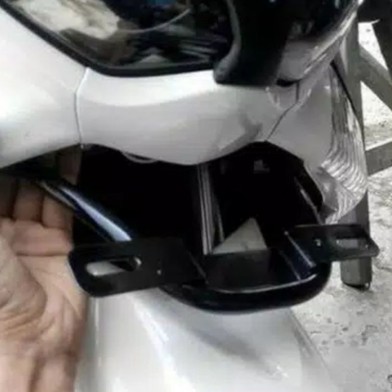 Breket Tatakan Plat Nomor Nmax Lama &amp; Nmax new 2020 Model Kumis Besi Pipa Bulat