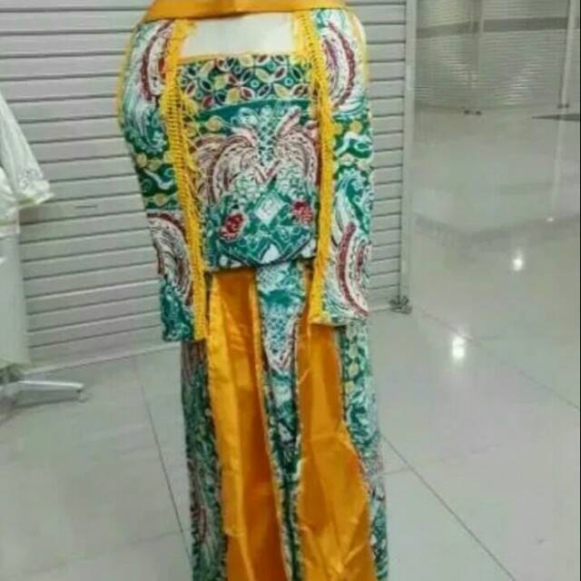 Baju adat jawa dodot anak2 tanggung