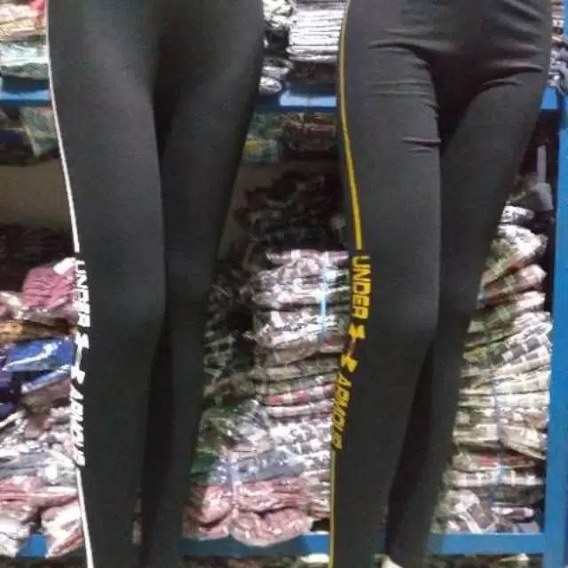 LEGGINGS SPORT UNDAR ARMOUR/NYAMAN ADEM