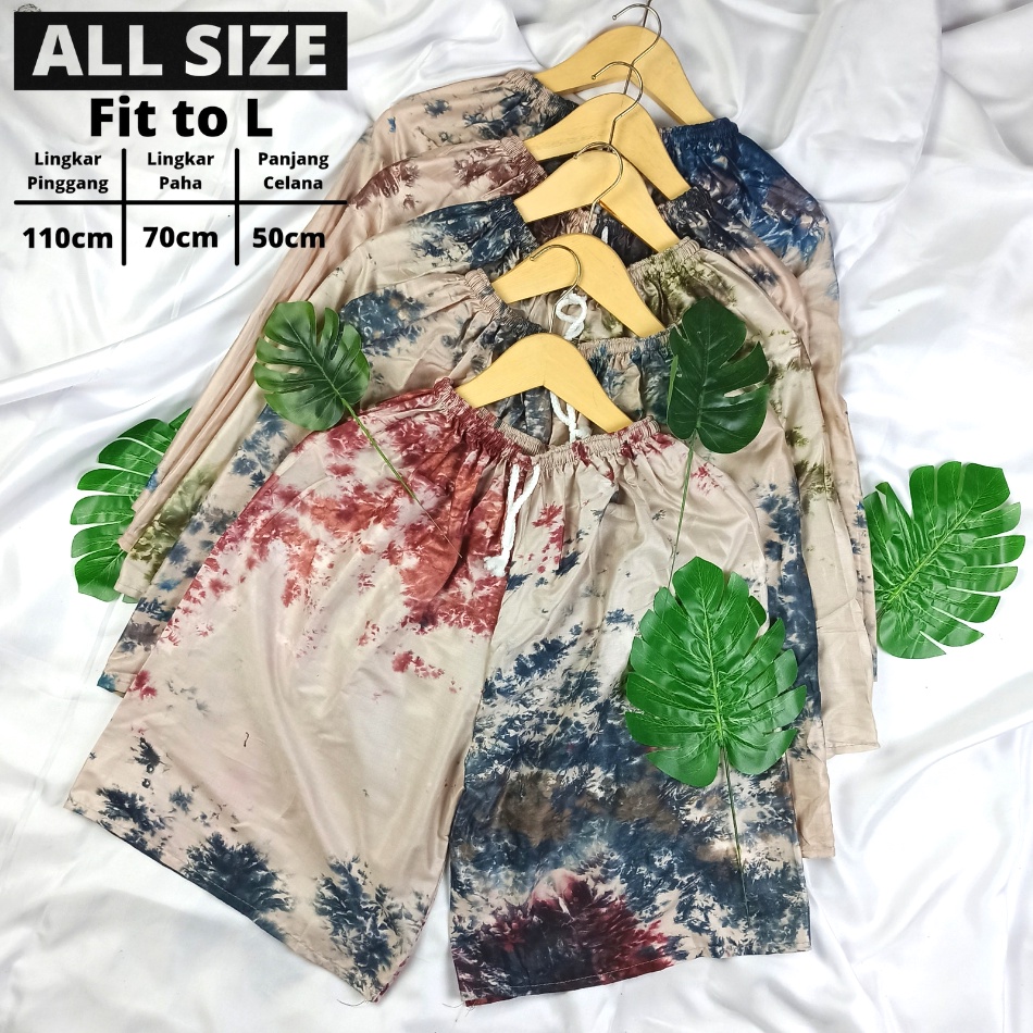 Celana Pendek Wanita Selutut 3/4 Motif Kekinian