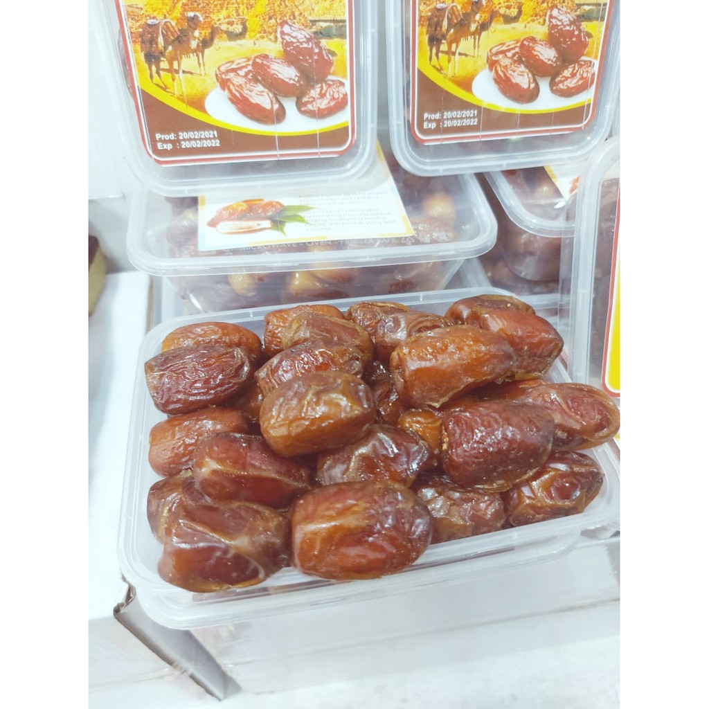 kurma madu mesir 1kg+ box mika
