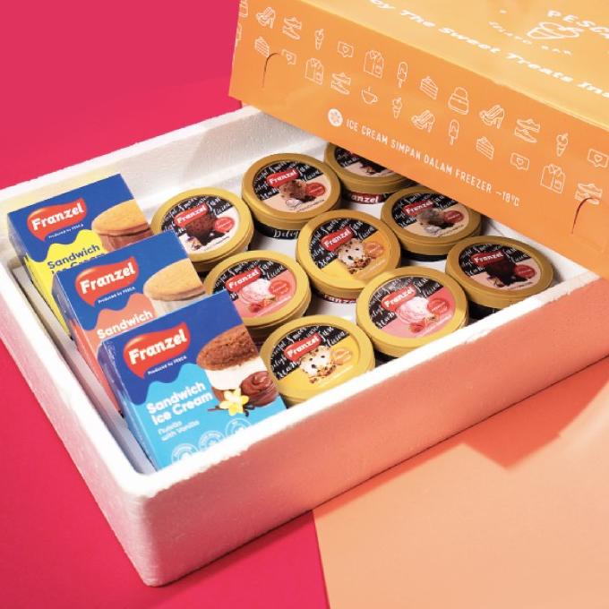 

Lebaran Hampers Cookie Sandwich & Cup Midlethreemald