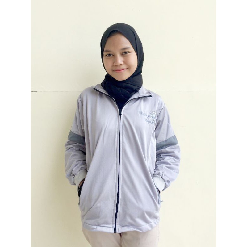 [CUCI GUDANG] Jaket IPSI UGM Silver