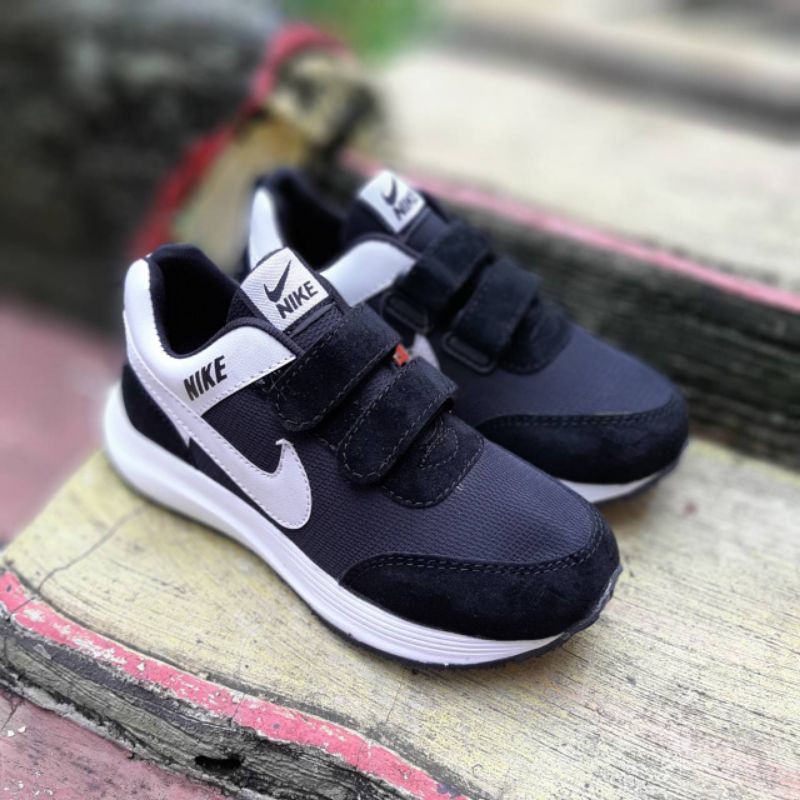 SEPATU NIKE ANAK HITAM PREMIUM QUALITY SEPATU ANAK SEKOLAH HITAM