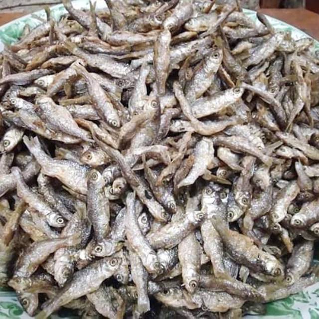 

Ikan bilih goreng khas danau singkarak