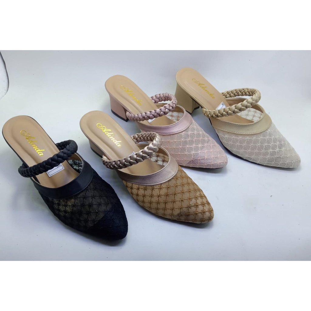 Sandal sepatu wanita Brukat model kepang hak Tahu 5cm Terbaru