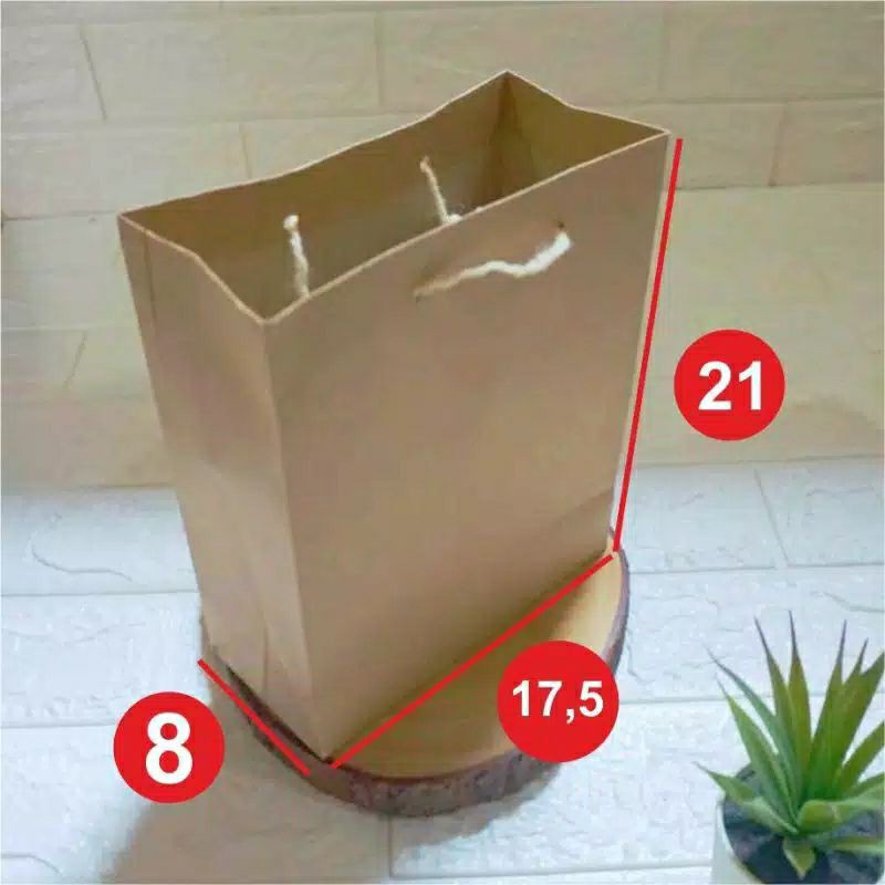 

PAPERBAG POLOS CRAFT WARNA COKLAT UKURAN 17,5 X 8 X 21 CM