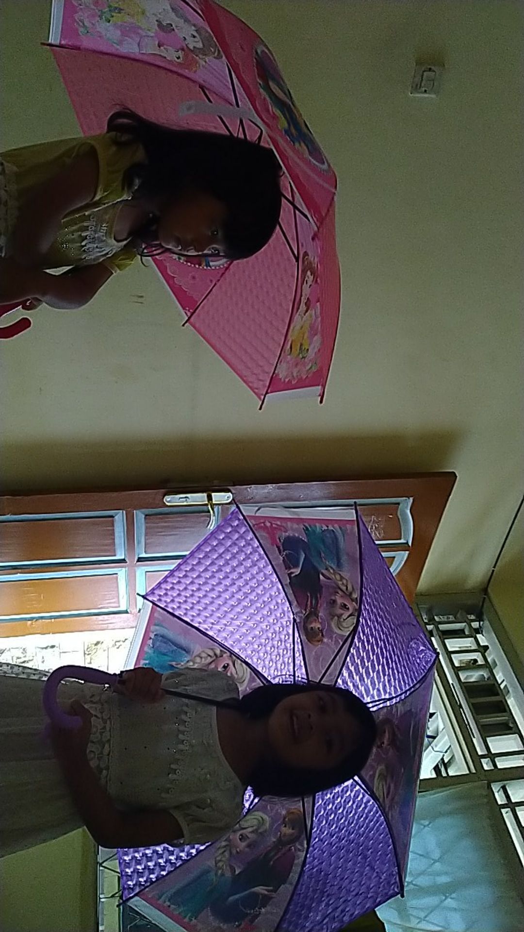 Payung Anak Semi Doff Karakter Campur