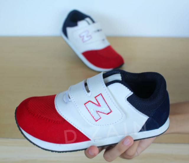 sepatu anak sneaker/sepatu anak sport