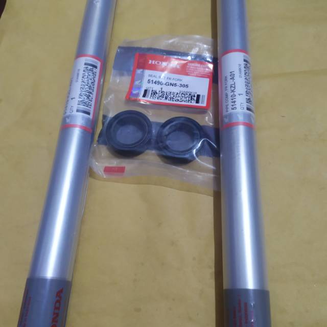 As sok depan (paket) + seal sok motor beat F1 vario 125 beat pop scoopy f1 vario 125 LED / 150