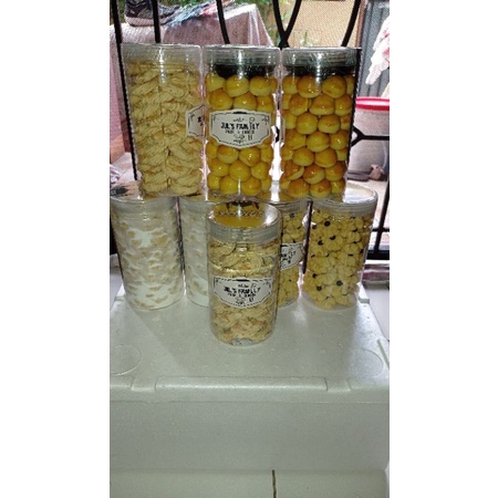 

Nastar/Putri salju/semprit/sagu keju