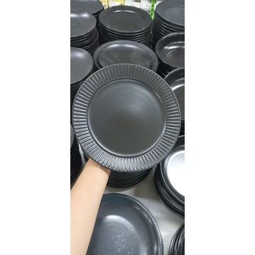 piring saji keramik bulat hitam doff