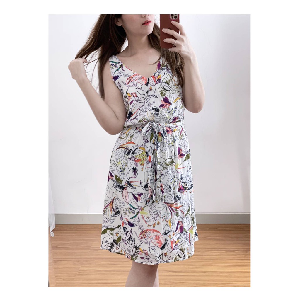 A New day print sleeveles summer dres