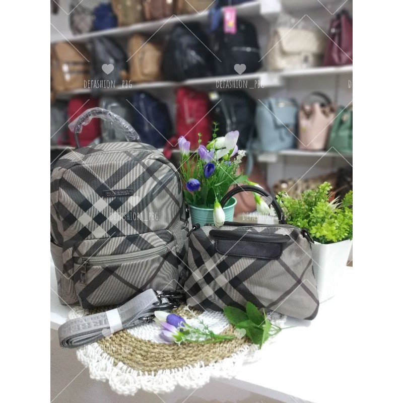 Tas Ransel wanita Burberry/ Tas sekolah/ tas kerja/tas batam/ tas import