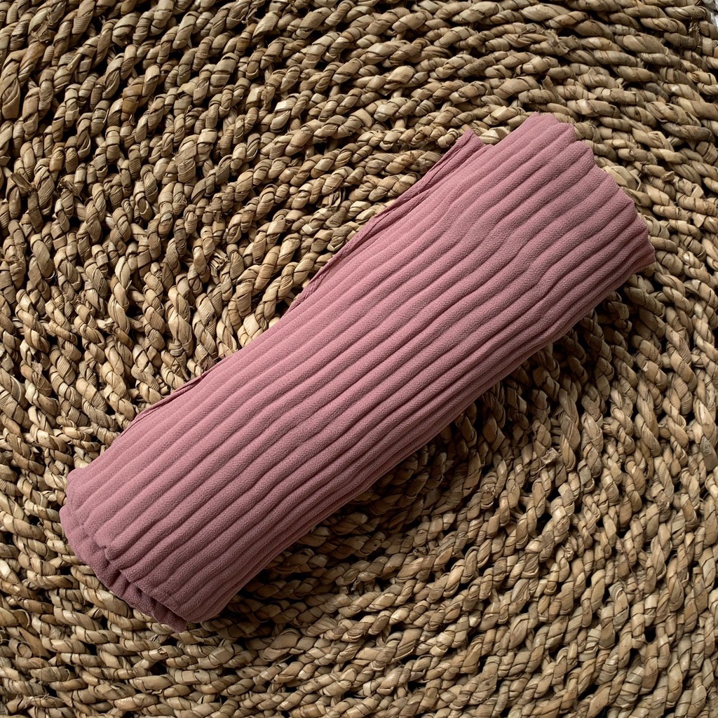 BERGO PLISKET LIDI PREMIUM Jilbab Instan tali Non tali Bahan Ceruty Jahit tepi-IRISH non tali