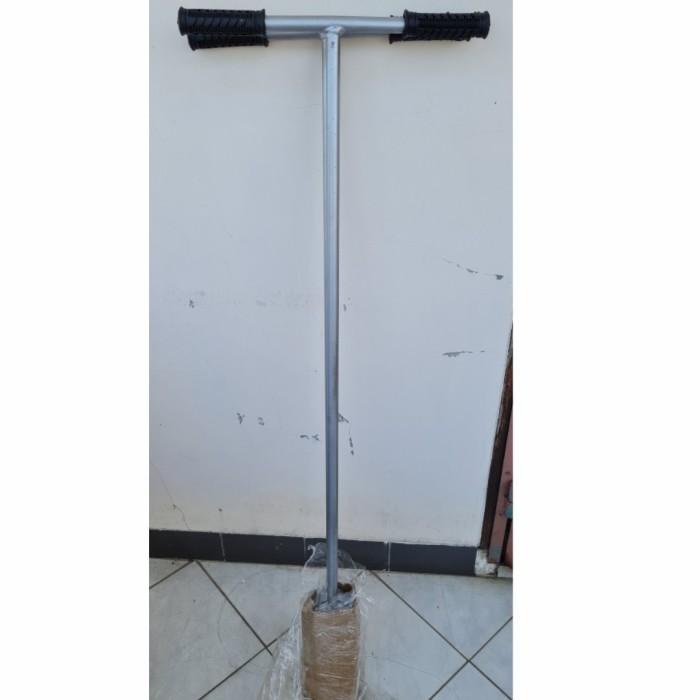 Alat bor tanah biopori manual