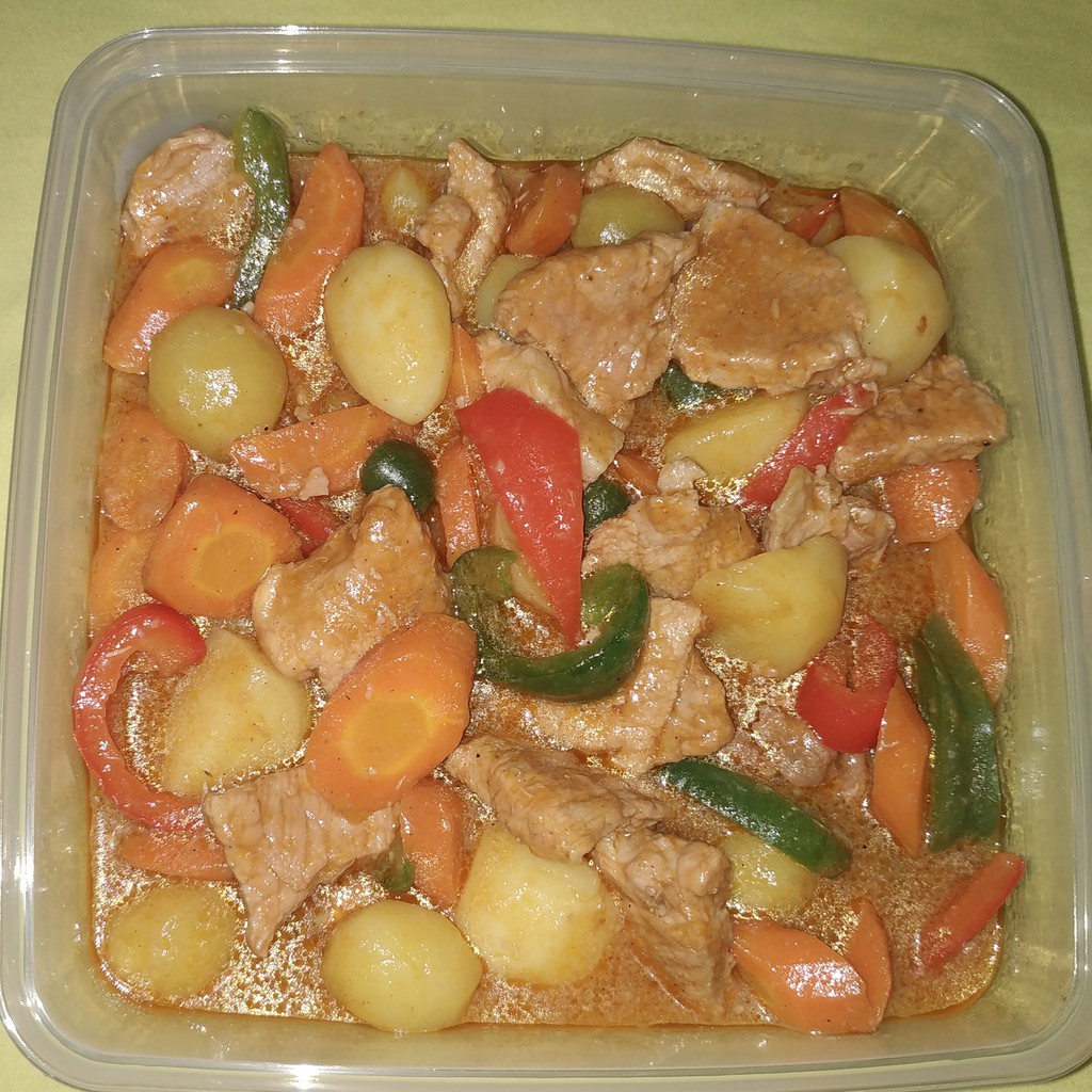 

Masakan Babi Gaya Filipina / Pork Caldereta