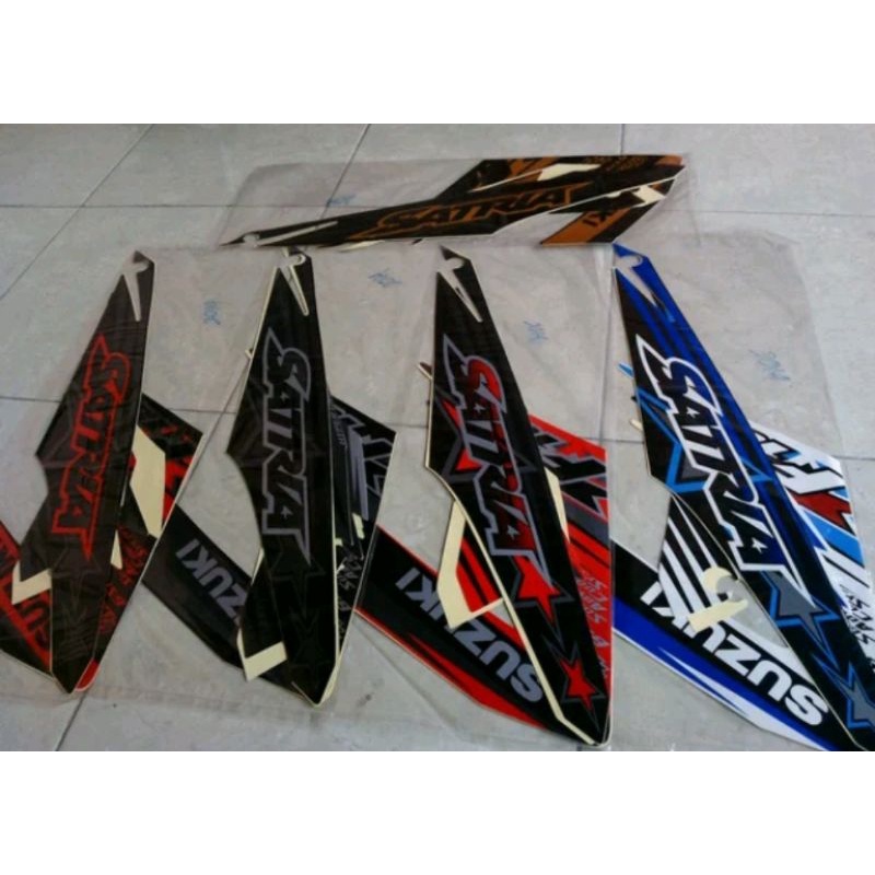 STRIPING LIS BODY SATRIA BINTANG FU F 2014