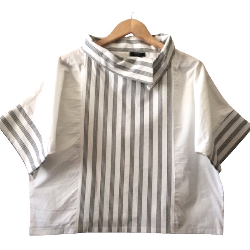 Blouse tenun lurik wanita