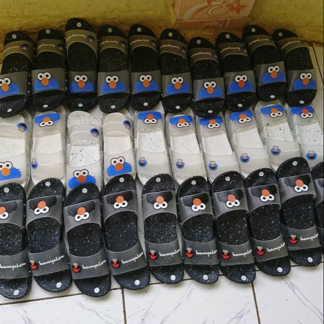  Sandal  elmo  anak ukuran 26 30 Shopee Indonesia