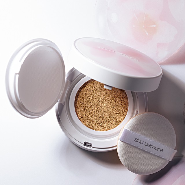 Shu uemura Petal Skin Cushion Foundation