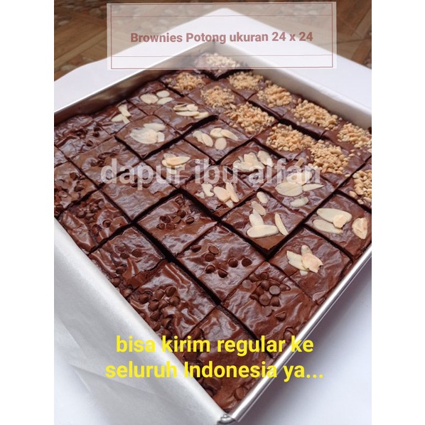 

Brownies Potong Brownies Sekat Brownies Khas Kota Tangerang Ukuran Box Large 24 x 24 isi 36 Potong