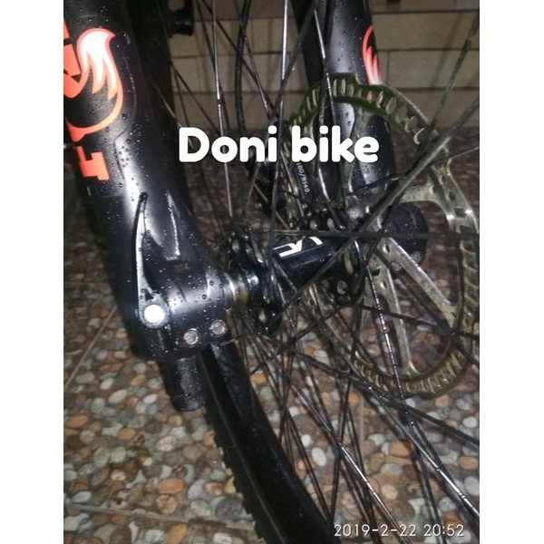 Harga Murah PB ADAPTOR ALLOY TA 20 FORK FOX  to HUB QR STANDAR UMUM  RECOMEND HUB  SHIMANO RAZE