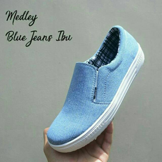 Sepatu Decks Medley Blue Jeans Ibu Sepatu Wanita Dewasa Sepatu Casual