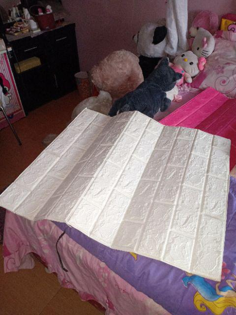 Grosir Murah Berkualitas Wallpaper Dinding Emboss Motif Batu Bata Warna Merah Putih Biru Kuning Pink