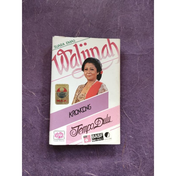 kaset pita waljinah keroncong tempo dulu
