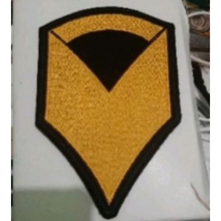 sevron pelayaran peniti sepasang