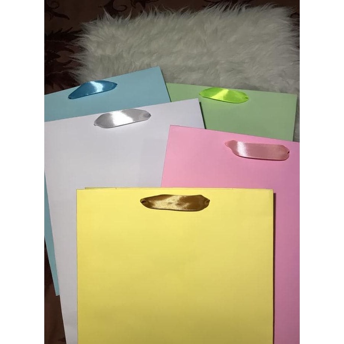 

(TERLARIS) Paper Bag / Tas Kertas / Kantong / Paperbag / Warna / L Size Besar