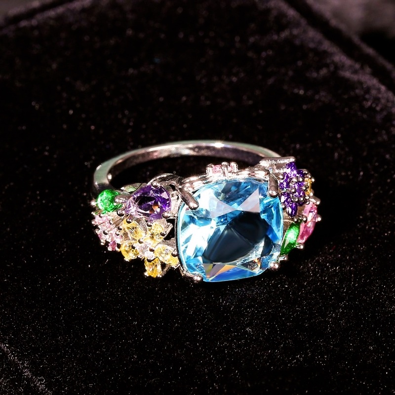 Fashion Inlaid Colorful Gemstone Square Princess Ring