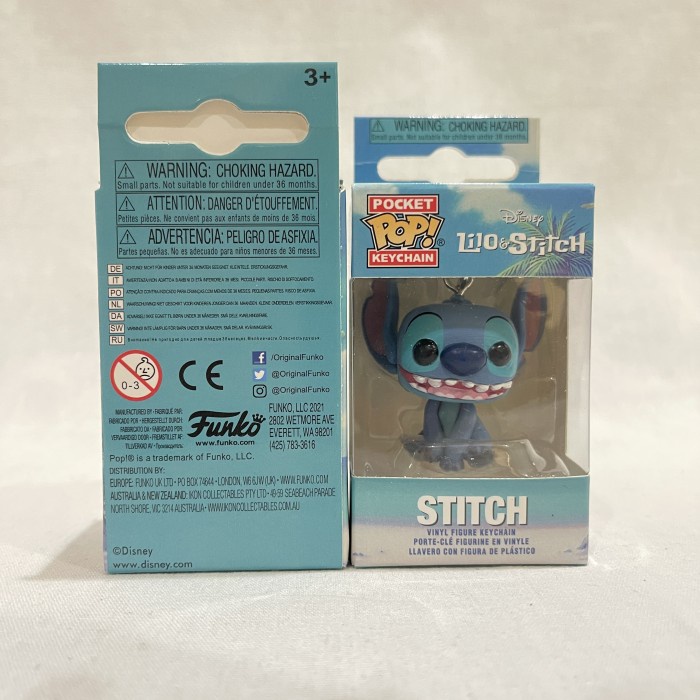 POCKET POP KEYCHAIN DISNEY STITCH SIT FUNKO