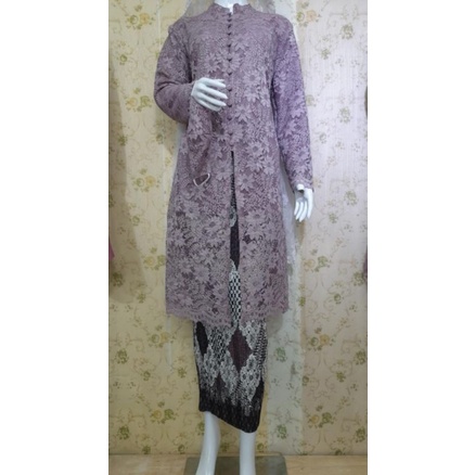 Kebaya Tunik Kancing Brukat