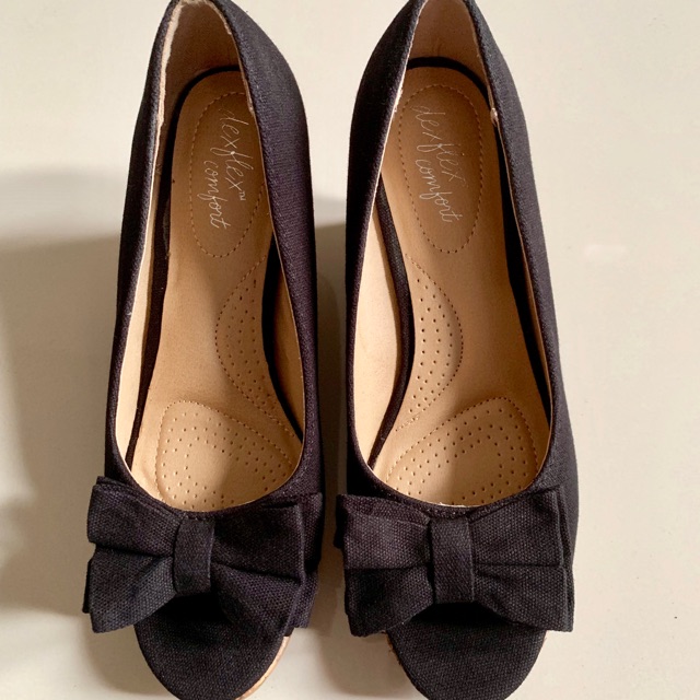 [PRELOVED] Dexflex Comfort Black Wedges
