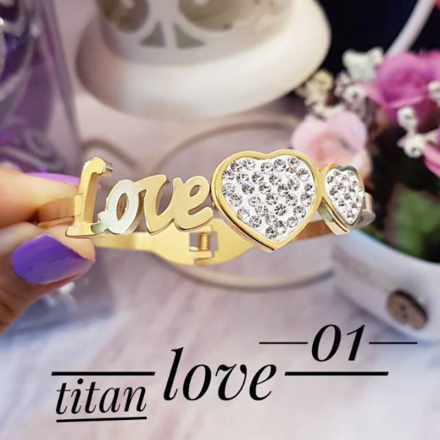 Gelang love titanium lapis emas 24k