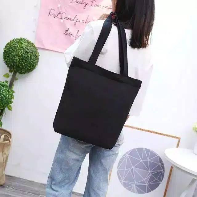 COD TOTEBAGS KPOP/ TOP HANDLE BAGS RESLETING TAS JINJING TAS BAHU WANITA TERLARIS TAS PRIA WANITA MURAH TAS SEKOLAH TAS SOUVENIR TAS TRAVELING PAPER BAGS GODIE BAGS