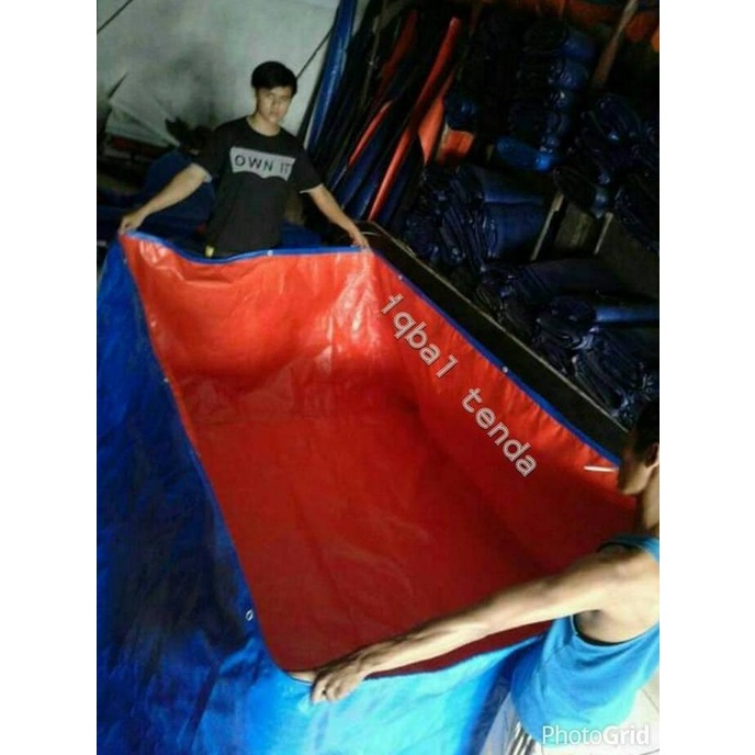 

kolam terpal kotak ukuran P. 2.75m x L..3mx T. 1m. Sakura A12