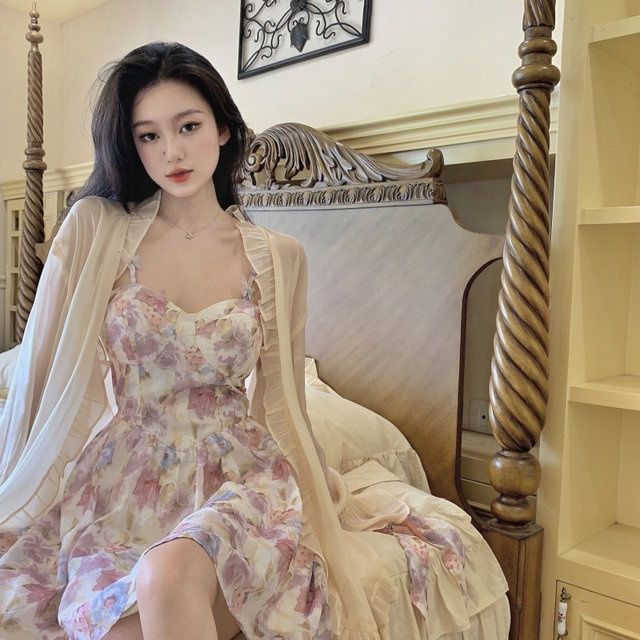 Gaun suspender bunga cinta pertama yang lembut rok pendek wanita rok busur