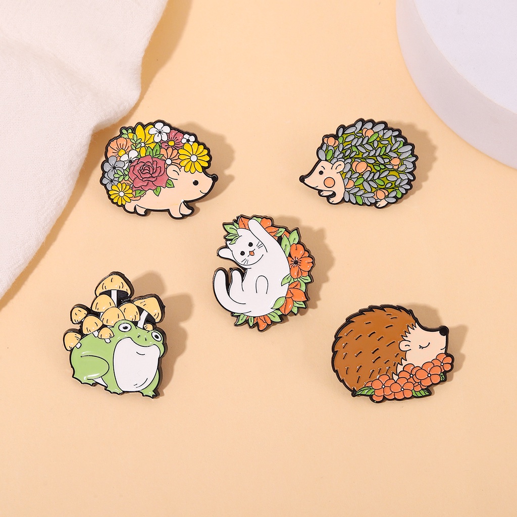 Bros Pin Enamel Desain Kartun Hewan Kucing Katak Landak Bunga Lucu Untuk Anak