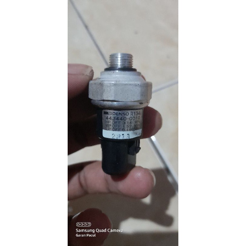 Switch LPS AC Toyota Great Corolla OFF OFF OFF