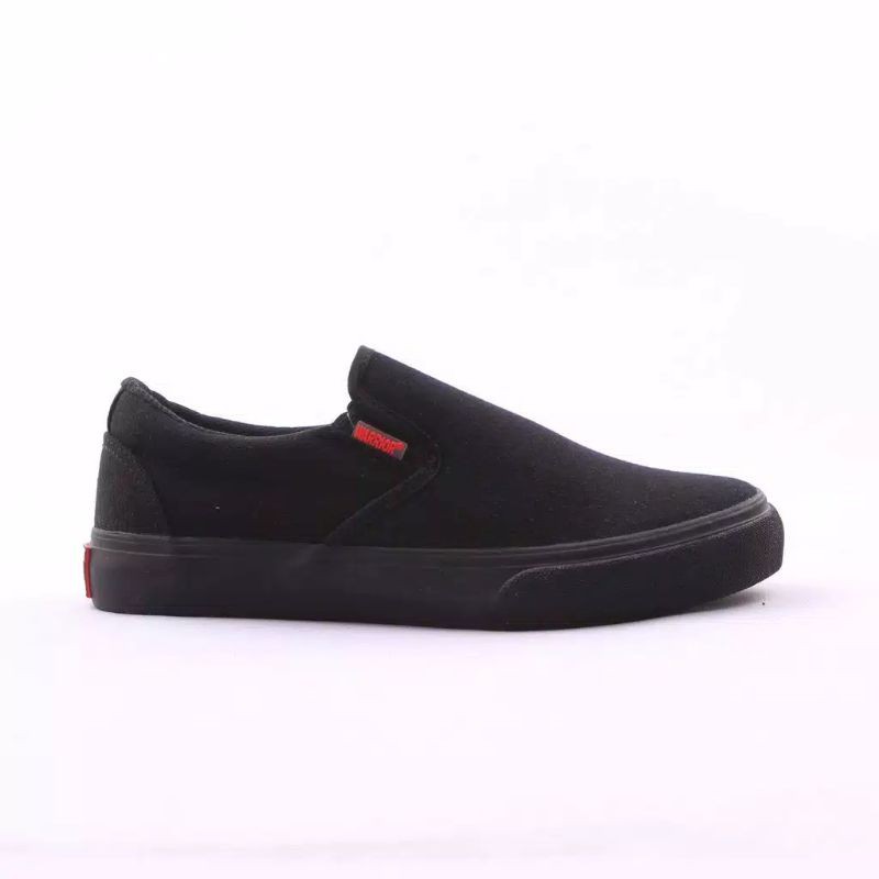 SEPATU WARRIOR ARTHUR SLIP ON ORIGINAL 100% / Warrior Shoes